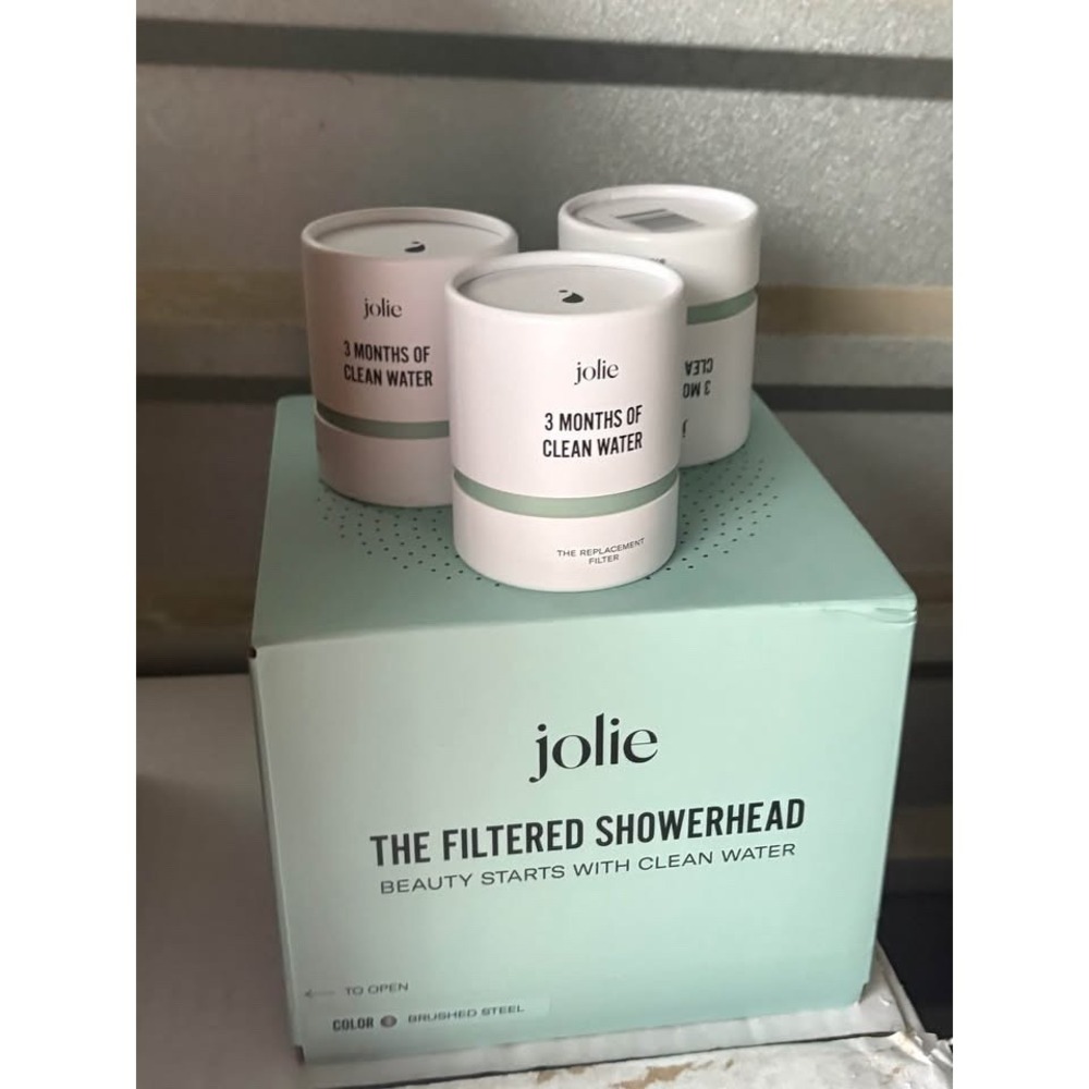 Jolie Filtered Shower Head + 3 Replacement Filters - new
